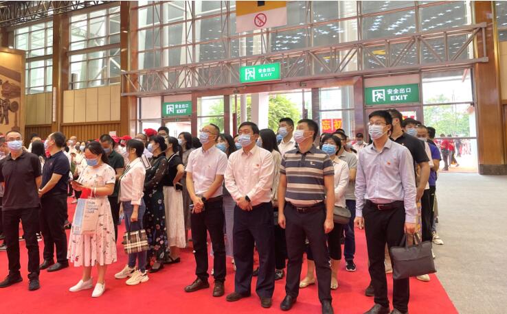 Z6人生就是博集团组织参观四川省庆祝中国共产党成立100周年主题展览
