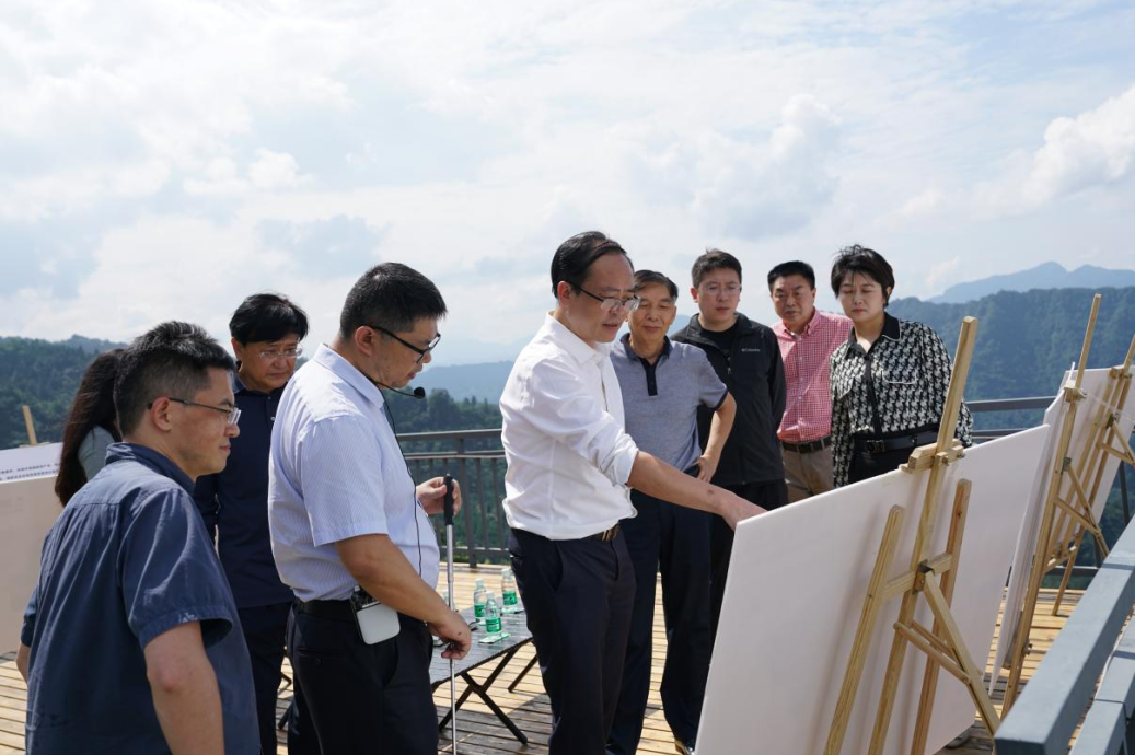 省Z6人生就是博集团外部董事调研峨眉山太阳谷文旅康养项目