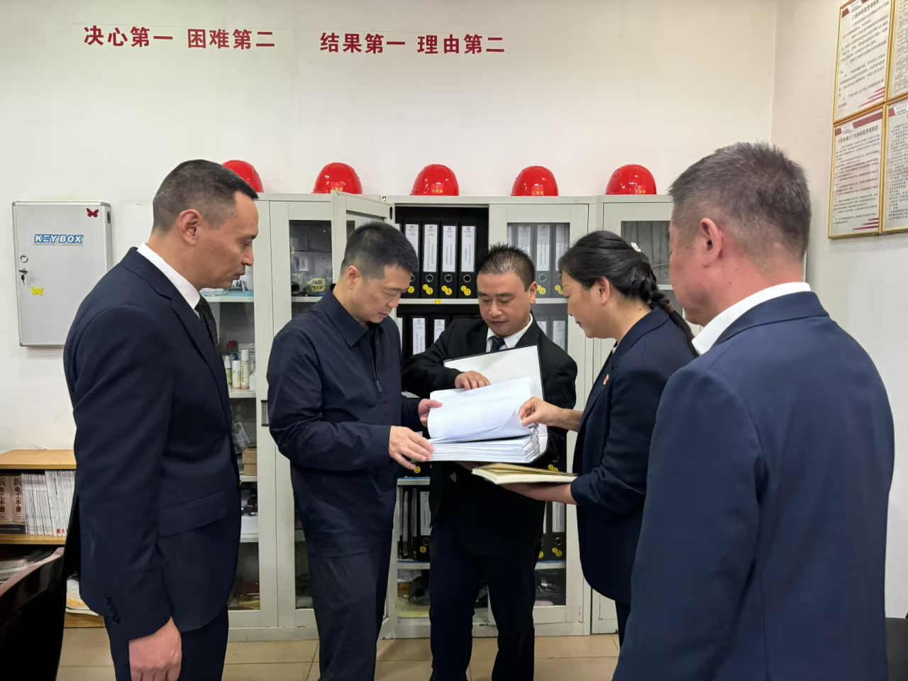 省Z6人生就是博集团党委书记、董事长游勇国庆节期间调研督导旗下酒店经营及安全生产工作
